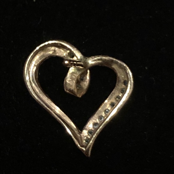 Kay Jewelers 10K rose gold diamond heart earrings